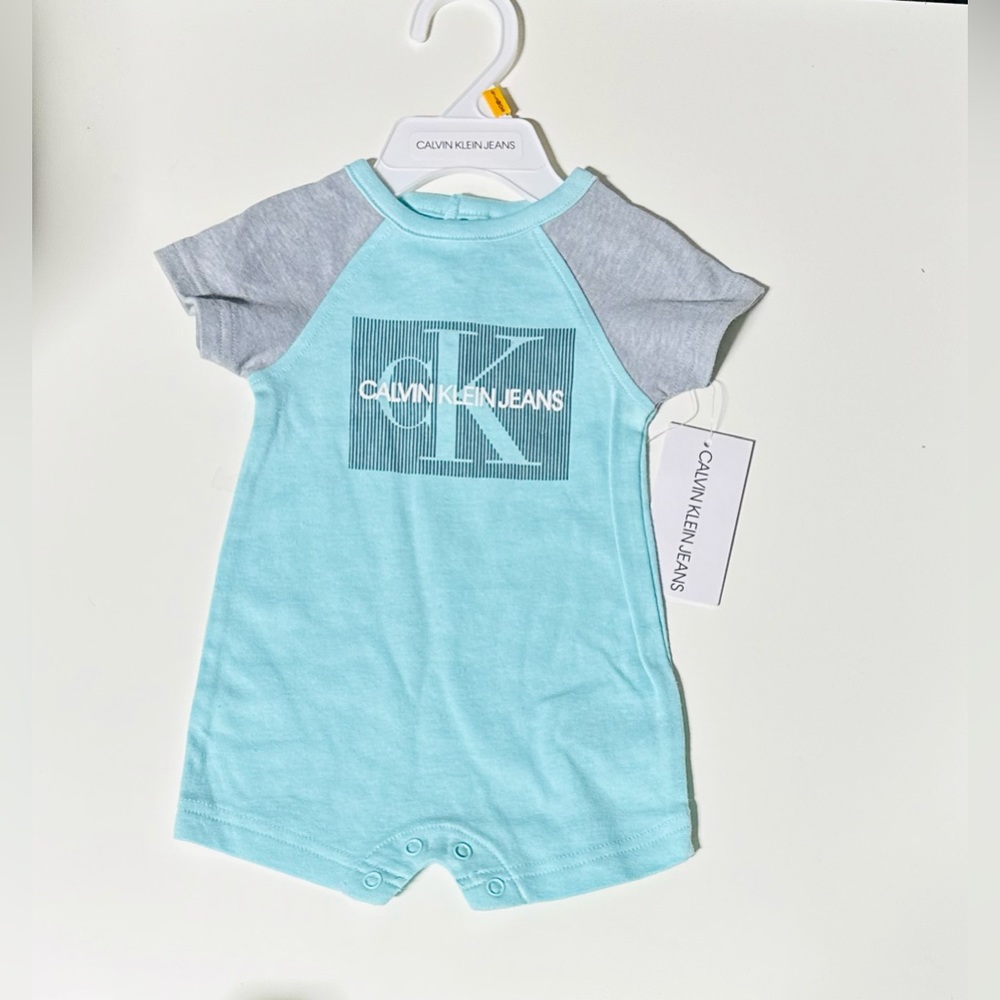 Calvin klein jeans baby romper 0-3months